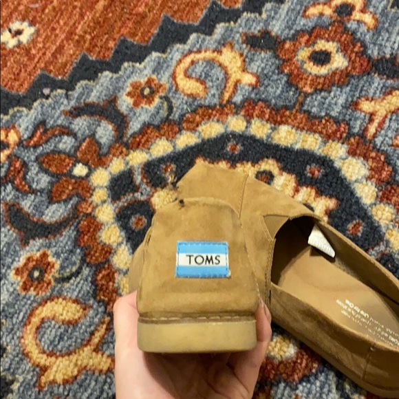 Tan suede toms - Picture 4 of 5